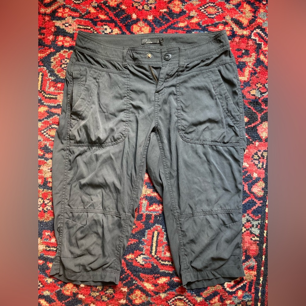 Prana Capris with Drawstring and Pockets